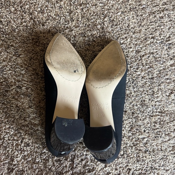 Donald Pliner Stephani pointed toe pumps with block heel Black Size 7.5 - Picture 12 of 13